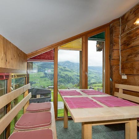 Haus Holzwurm Apartman Raggal Kültér fotó