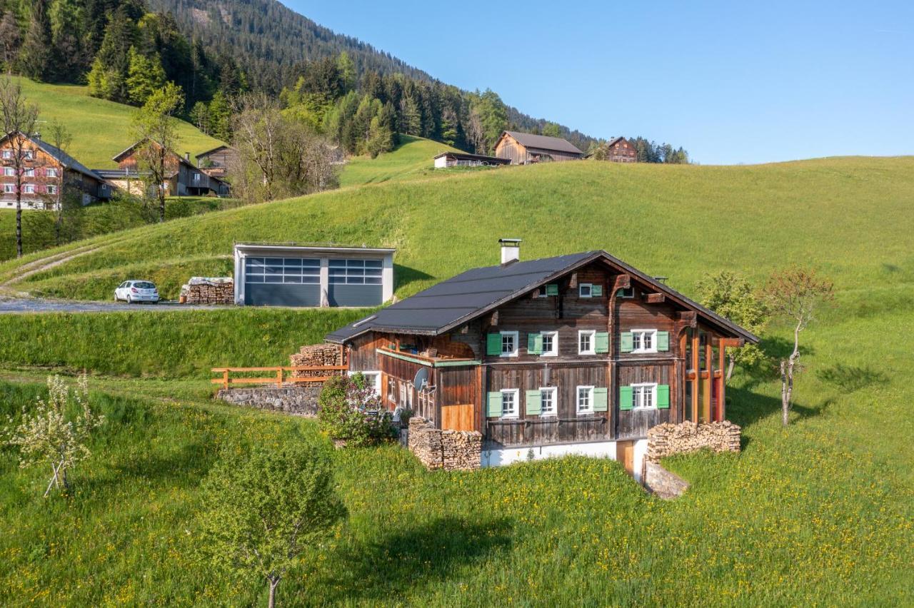 Haus Holzwurm Apartman Raggal Kültér fotó
