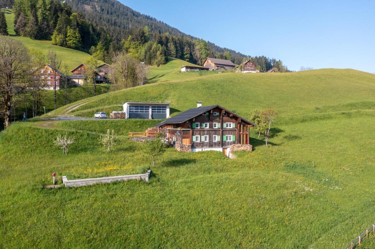 Haus Holzwurm Apartman Raggal Kültér fotó